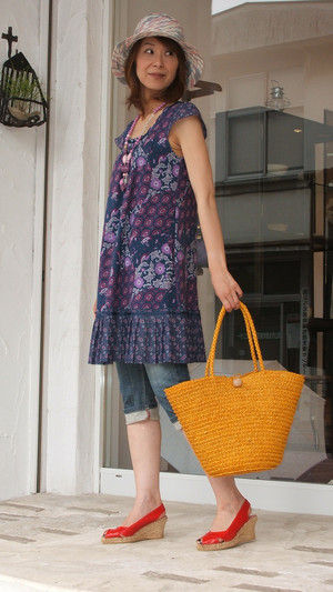 h-bisのチュニックワンピース